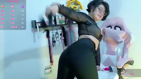 Snapshot of meow_cat4 chatting on 06.24.26 Cata online show from 06.24.26