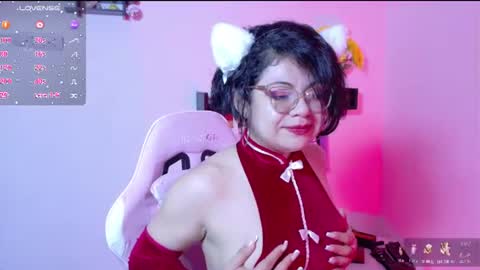 Snapshot of meow_cat4 chatting on 07.25.26 Cata online show from 07.25.26