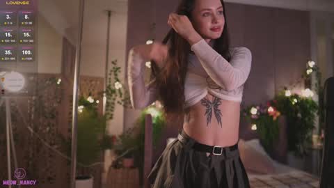 Heeyyooo Im Nans Subscribe to me I will be glad online show from 12.13.24