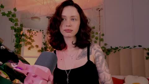 Snapshot of meow_nancy chatting on 06.18.26 Heeyyooo Im Nans Subscribe to me I will be glad online show from 06.18.26