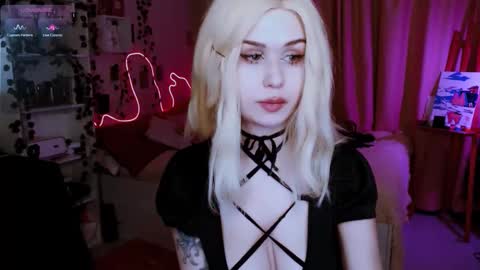 meow_on_da_cam online show from 01.18.26