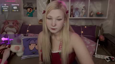 Snapshot of meowkakitty chatting on 01.12.26 MeowkaKitty online show from 01.12.26