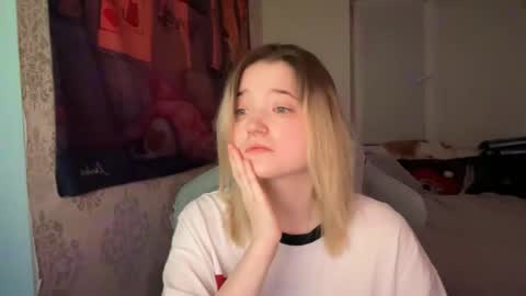 meowme online show from 12.31.24