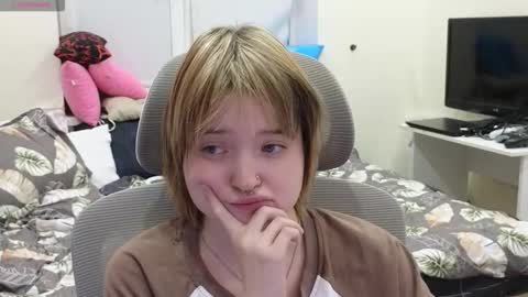 meowme online show from 12.14.25