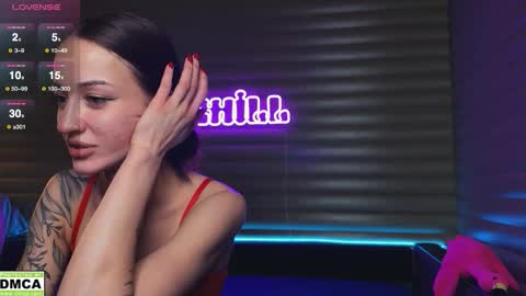  NIKKY  STIVE     Every day from 1000  to 200  EST time. online show from 11.15.25