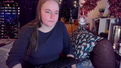 Snapshot of meowut chatting on 01.18.25 Mary online show from 01.18.25