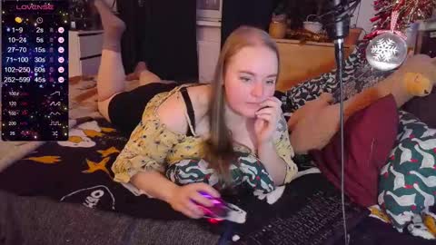 Snapshot of meowut chatting on 02.10.25 Mary online show from 02.10.25