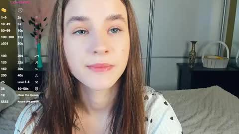 Julie online show from 04.17.26