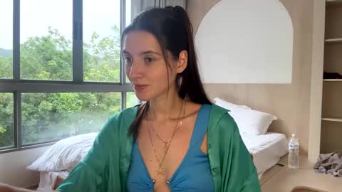 Snapshot of meralynn chatting on 05.25.26 LEVA online show from 05.25.26