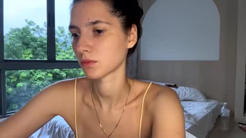 Snapshot of meralynn chatting on 06.03.26 LEVA online show from 06.03.26