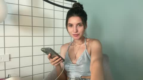 Snapshot of meralynn chatting on 06.24.26 LEVA online show from 06.24.26