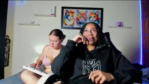 Snapshot of meredit_cristi23 chatting on 02.13.26 CRISTI AND MEREDIT online show from 02.13.26