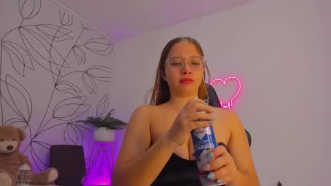 merida06 online show from 10.25.25