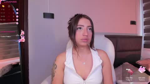 Snapshot of merida_taylor_ chatting on 01.14.25 Merida  online show from 01.14.25