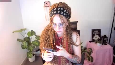 Snapshot of meridaxbrave_ chatting on 11.11.25 laura 3 i am independent model online show from 11.11.25