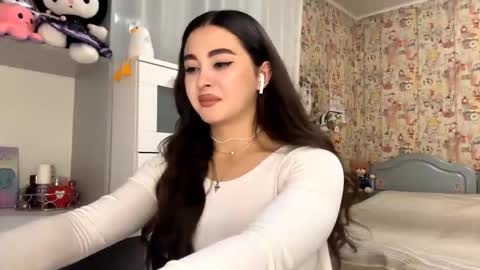 Enni online show from 12.15.25