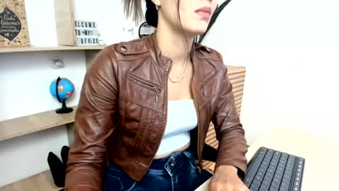Snapshot of merlinaadams_ chatting on 07.16.26 Merlina online show from 07.16.26