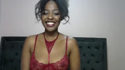 Snapshot of merlineee3 chatting on 01.27.25 merlineee3 online show from 01.27.25