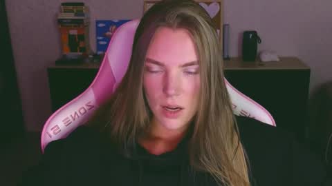 Susan online show from 11.16.25