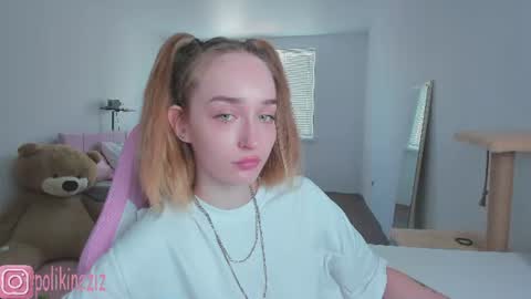 Snapshot of merryl_clark chatting on 06.30.26 Sara online show from 06.30.26