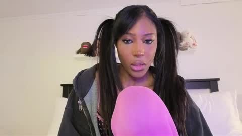 Snapshot of meruboo chatting on 09.13.25 meruboo online show from 09.13.25