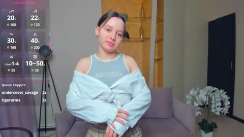 Snapshot of meryldell chatting on 09.26.25 Lollita online show from 09.26.25