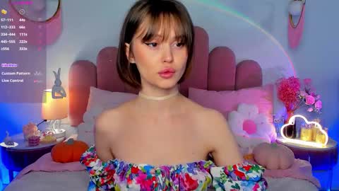 Anna online show from 10.17.25