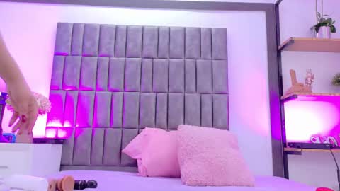 Mery Stone online show from 02.22.26