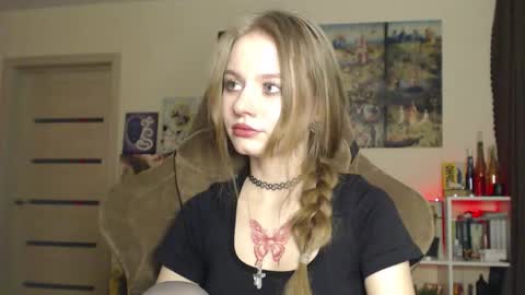 Snapshot of metacatharsis chatting on 02.25.26 Eva online show from 02.25.26