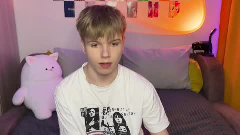 Arthur online show from 04.21.26