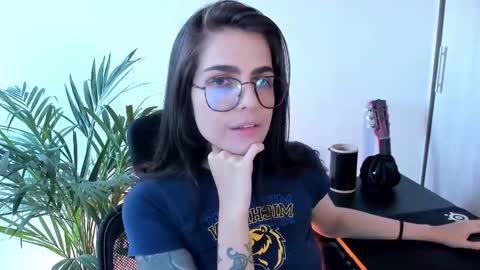 Meurif online show from 10.31.25