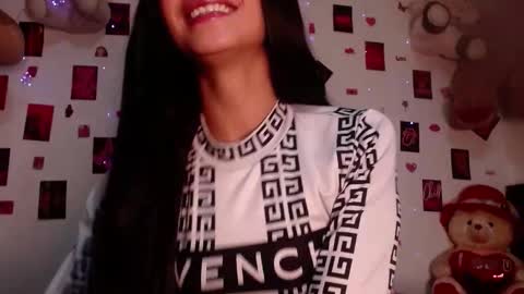 meygan_ online show from 10.04.25