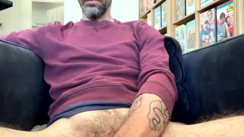 Snapshot of mezzcal chatting on 10.03.25 mezzcal online show from 10.03.25