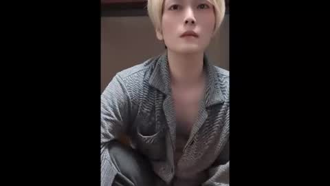 Snapshot of mgnhiroyuki chatting on 12.20.25 mgnhiroyuki online show from 12.20.25