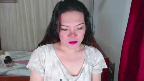 Snapshot of mhay_khalifa chatting on 05.31.26 MHAY online show from 05.31.26