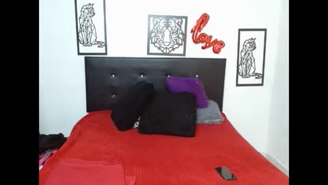 mhia1972 online show from 10.19.25