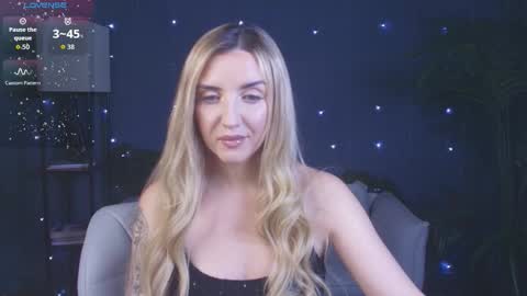 Snapshot of mi1a_ chatting on 12.14.25 mi1a_ online show from 12.14.25