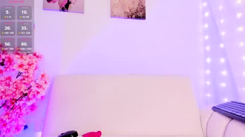 Mia online show from 04.18.26