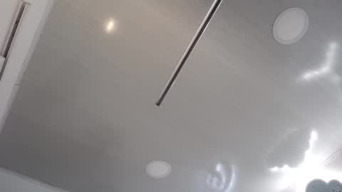 Snapshot of mia18_queen chatting on 12.08.24 mia18_queen online show from 12.08.24