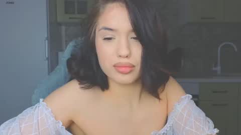 Mia online show from 02.23.25