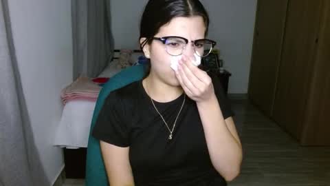 Snapshot of mia__lopez_ chatting on 11.07.25 Mia online show from 11.07.25