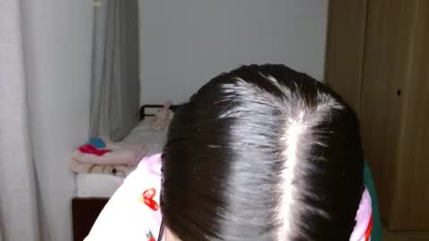 Snapshot of mia__lopez_ chatting on 11.27.25 Mia online show from 11.27.25