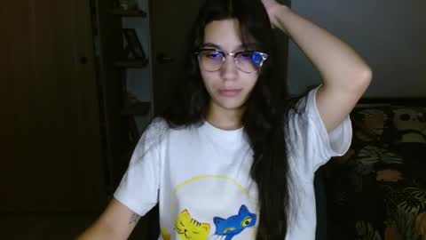Snapshot of mia__lopez_ chatting on 05.14.26 Mia online show from 05.14.26