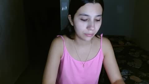 Snapshot of mia__lopez_ chatting on 05.27.26 Mia online show from 05.27.26