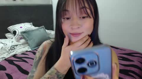 mia online show from 01.08.25