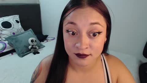 mia online show from 01.30.25