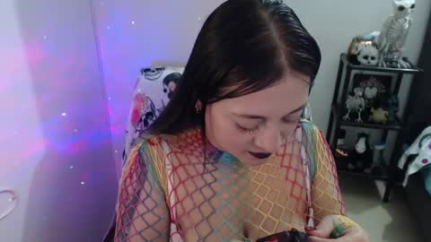 mia online show from 01.31.25