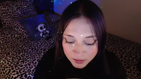 mia online show from 02.22.25