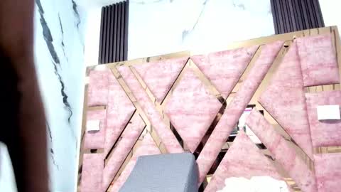 Mia online show from 11.12.25