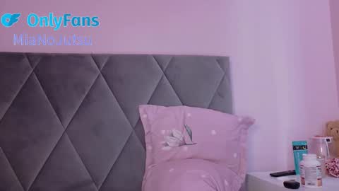 mia_angel online show from 09.26.25